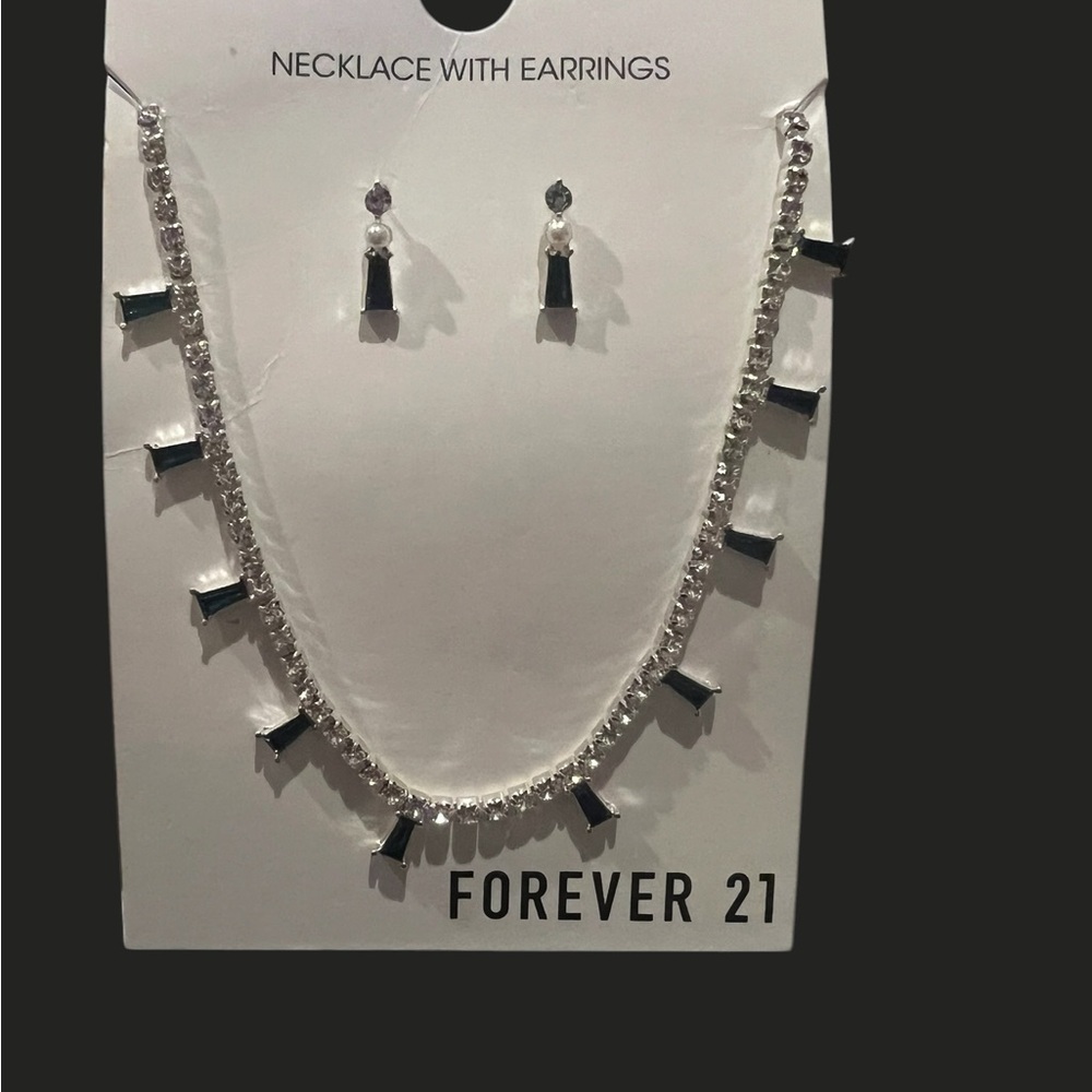 Forever 21 Silver Necklace & Emerald Green Earring Set NWT